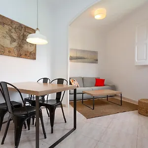 Centric Sagrada Familia Apartment Barcelona